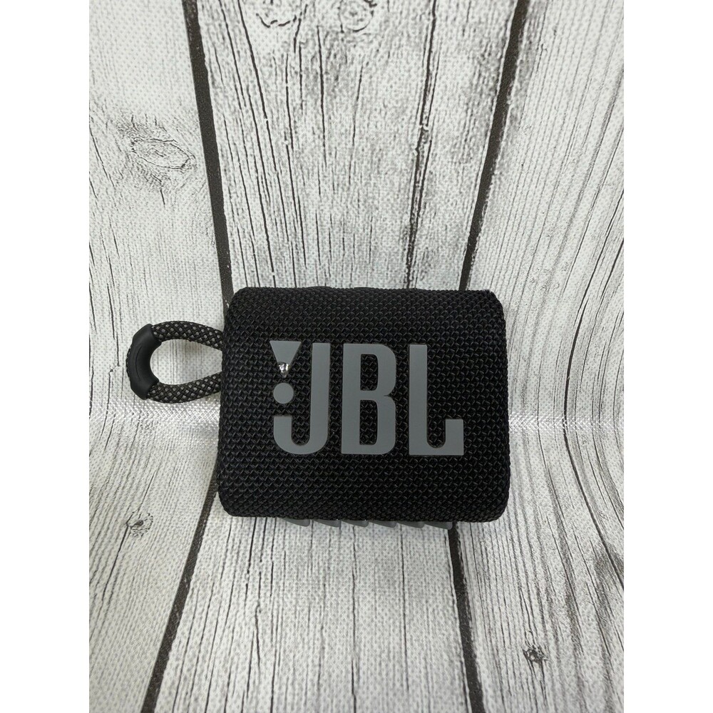 JBL Go 3 Portable Waterproof
Bluetooth Speaker GO3 (Black) (Used)